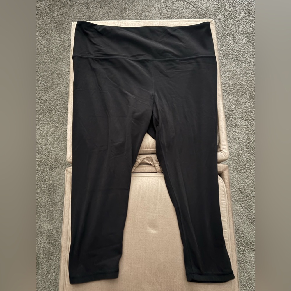 Athleta Elation Capri
